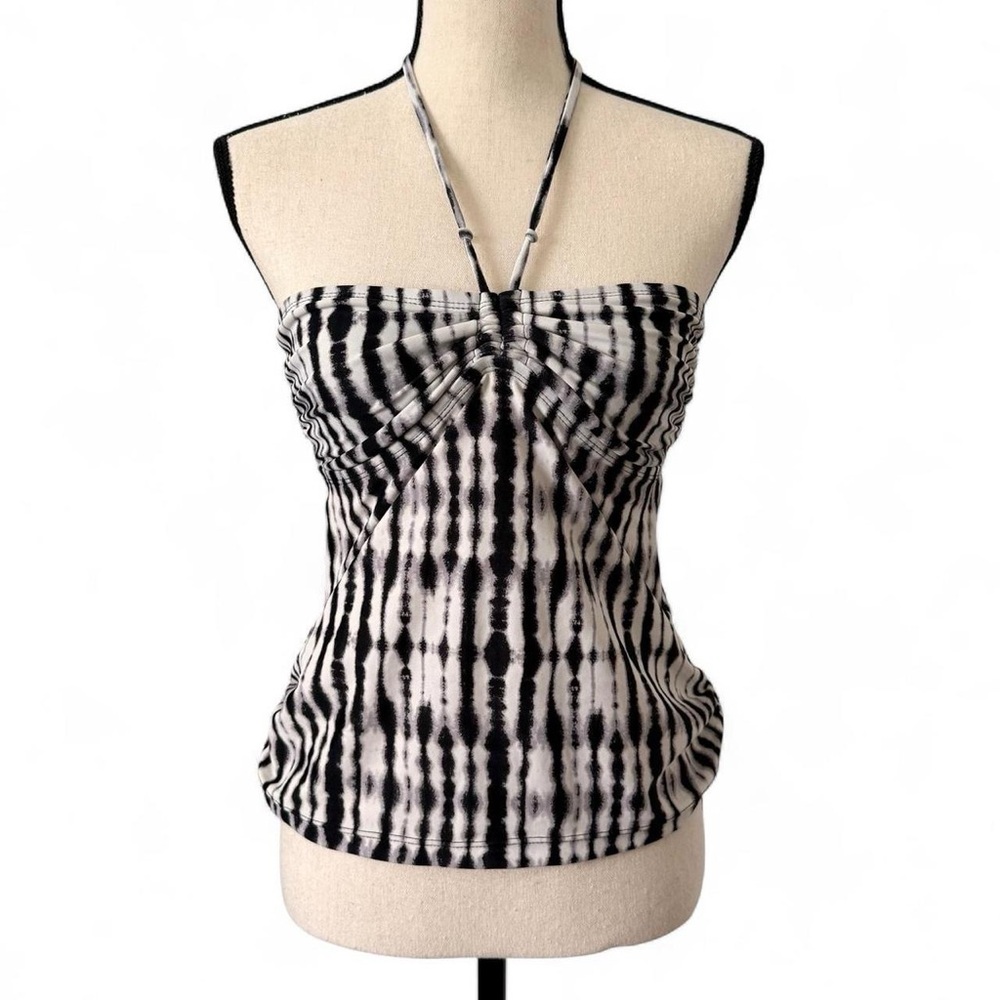 early 2000s y2k Stylish Black and White Women's Halter Top